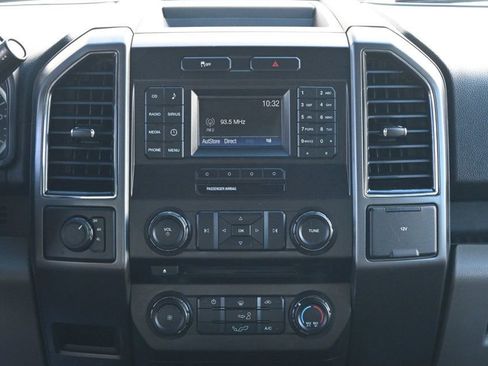 Used 2017 Ford F150 XLT image 13