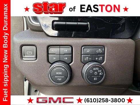 Certified 2022 Chevrolet Silverado 1500 LTZ w/ LTZ Premium Package AWD/4WD image 35