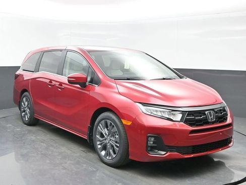 New 2026 Honda Odyssey Touring image 8