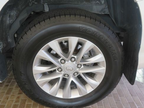 Used 2014 Lexus GX 460 w/ Premium Package image 8