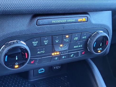 Used 2022 Ford Bronco Sport Outer Banks image 28