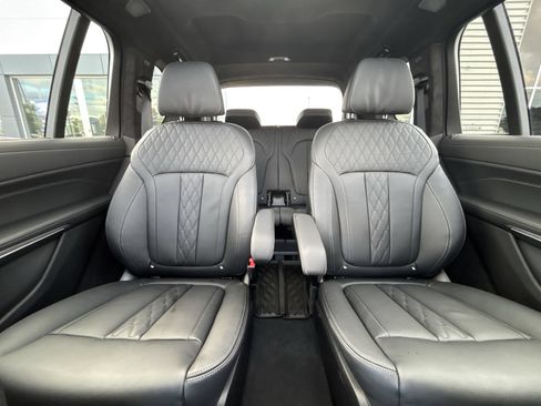 Used 2026 BMW X7 M60i w/ Executive Package AWD/4WD image 25