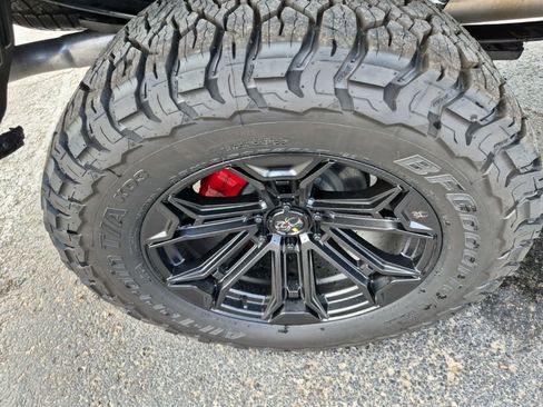 New 2025 Ford F150 XLT w/ Equipment Group 303A High image 20