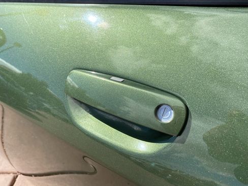 Used 2021 Dodge Challenger SXT image 16