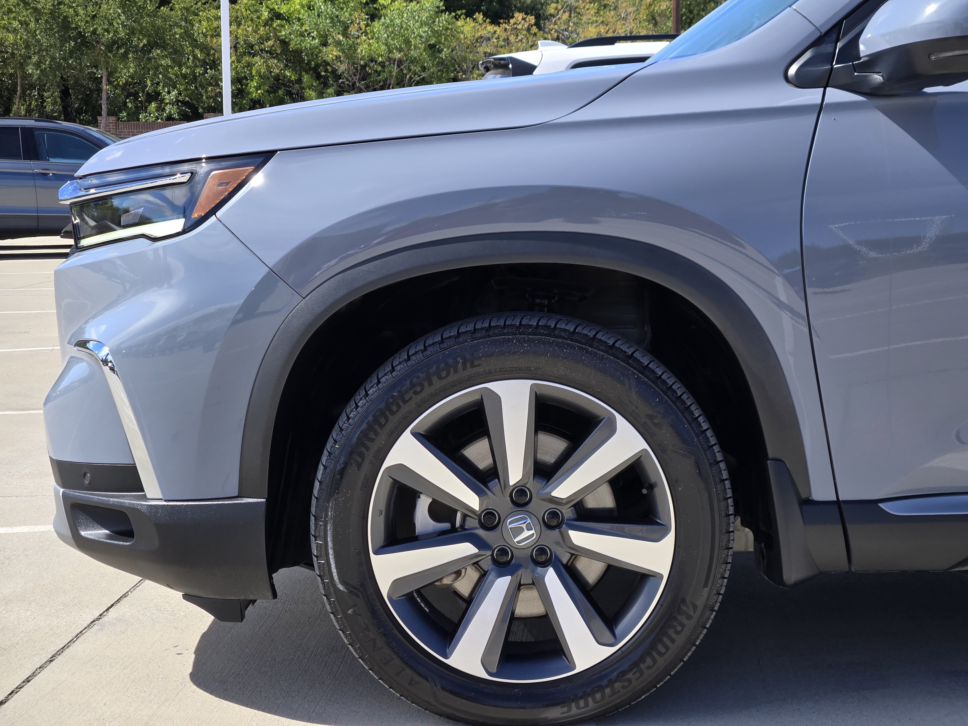 Certified 2025 Honda Pilot Touring image 10