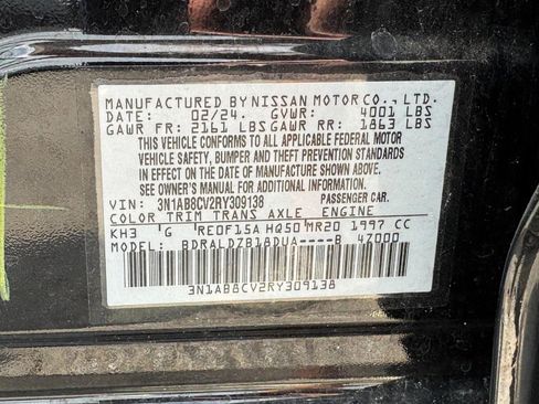 Used 2024 Nissan Sentra SV FWD image 25