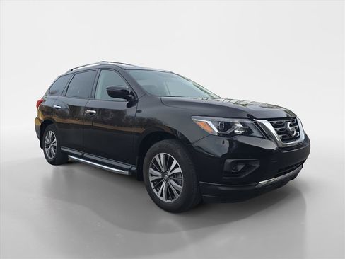 Used 2020 Nissan Pathfinder S image 7