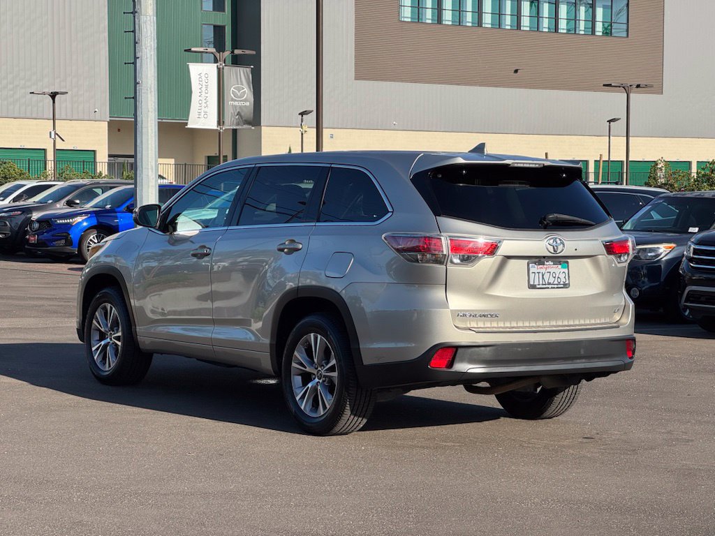 Used 2016 Toyota Highlander Plus FWD image 31