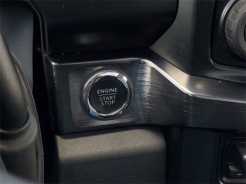 Used 2023 Ford F250 Lariat w/ Lariat Ultimate Package image 21