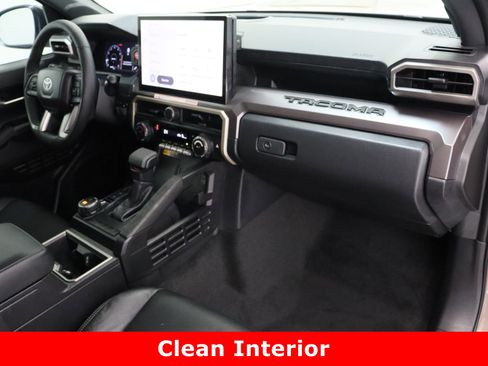 Used 2026 Toyota Tacoma TRD Sport image 38