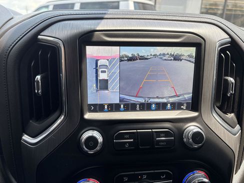 Used 2019 GMC Sierra 1500 Denali w/ Denali Ultimate Package AWD/4WD image 22