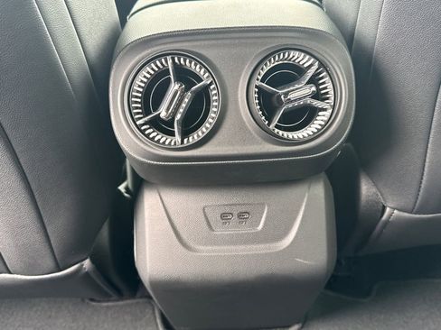Used 2024 Chevrolet Blazer EV LT AWD/4WD image 26