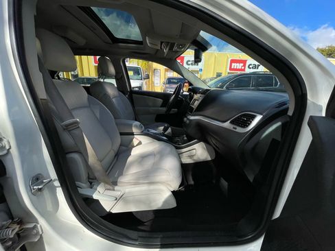 Used 2012 Dodge Journey Crew w/ Flexible Seating Group image 29