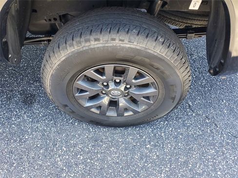 Used 2023 Toyota Tacoma SR5 image 6