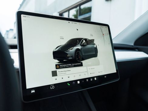 Used 2022 Tesla Model Y Performance AWD/4WD image 41