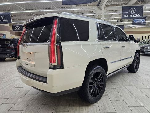Used 2015 Cadillac Escalade Premium AWD/4WD image 6