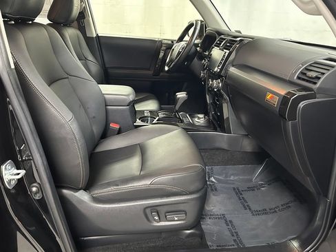 Used 2023 Toyota 4Runner 40th Anniversary SE AWD/4WD image 13