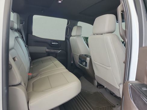 Used 2022 Chevrolet Silverado 1500 LTZ w/ Safety Package II AWD/4WD image 19