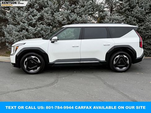 Used 2024 Kia EV9 Land image 4