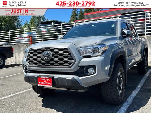Used 2021 Toyota Tacoma TRD Off-Road w/ Technology Package AWD/4WD image 1