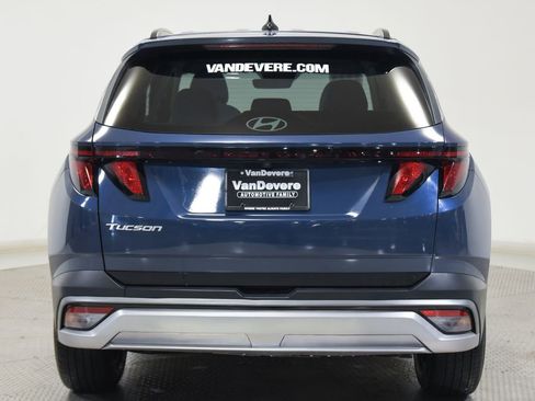 Used 2025 Hyundai Tucson SEL FWD image 13