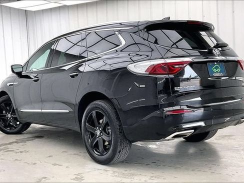 Certified 2023 Buick Enclave Essence w/ Experience Buick Package AWD/4WD image 11