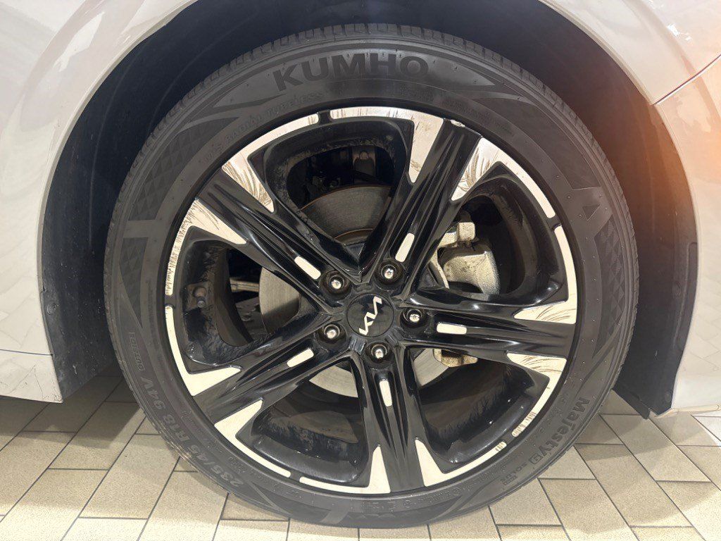 Used 2024 Kia K5 GT-Line w/ GT-Line Premium Package FWD image 14