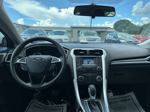 Used 2015 Ford Fusion S FWD image 9