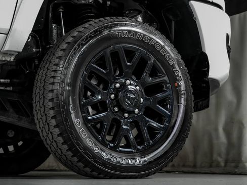 Used 2023 RAM 2500 Limited AWD/4WD image 58