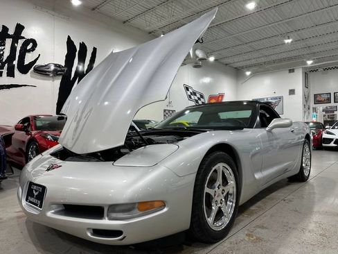 Used 2002 Chevrolet Corvette Convertible w/ Preferred Equipment Group2 RWD image 23
