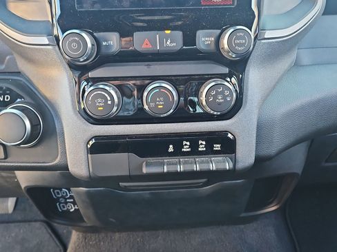 Used 2025 RAM 1500 Tradesman w/ Night Edition image 15