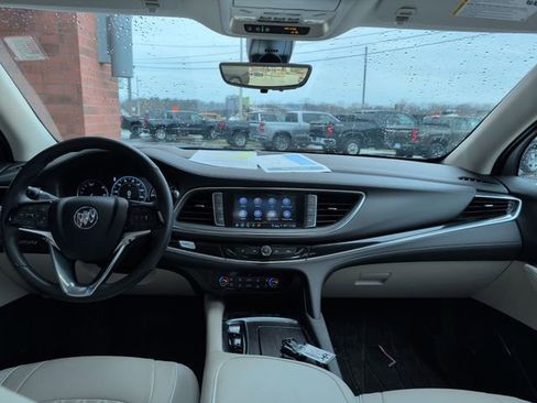 Used 2023 Buick Enclave Avenir w/ Avenir Technology Package AWD/4WD image 15