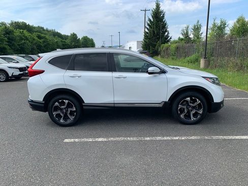 Certified 2019 Honda CR-V Touring image 2