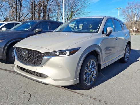 New 2025 MAZDA CX-5 AWD 2.5 S w/ Premium Plus Pkg image 3