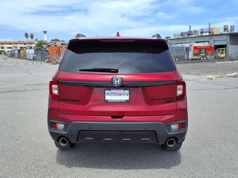 Used 2024 Honda Passport Black Edition image 6