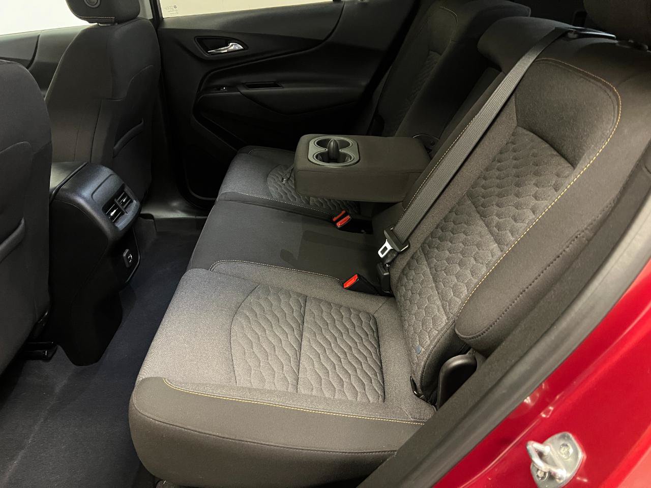 Used 2021 Chevrolet Equinox LT FWD image 29