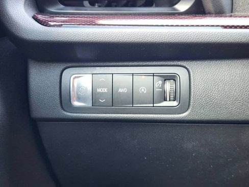 Used 2024 Chevrolet Traverse RS w/ LPO, Floor Liner Package AWD/4WD image 25