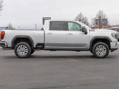 Used 2021 GMC Sierra 3500 Denali w/ Denali Ultimate Package image 5