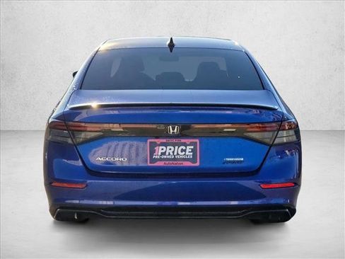 Used 2025 Honda Accord Sport image 7