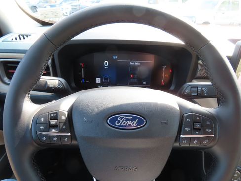 New 2026 Ford Maverick Lariat image 10