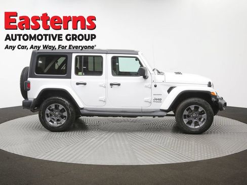 Used 2018 Jeep Wrangler Unlimited Sahara AWD/4WD image 41