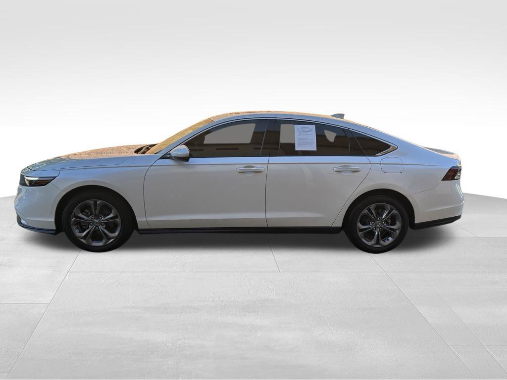 Used 2024 Honda Accord EX image 2