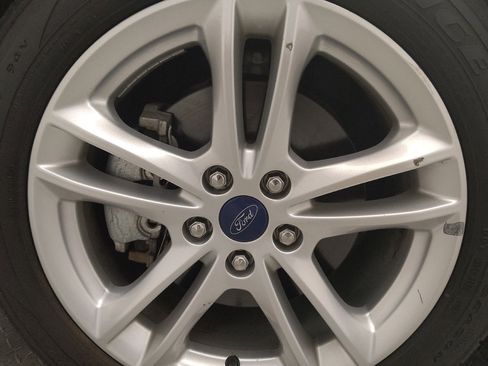 Used 2018 Ford Fusion S image 31