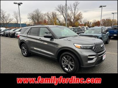 Certified 2022 Ford Explorer XLT w/ Equipment Group 202A