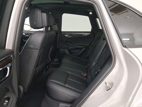 New 2026 Porsche Macan S image 13