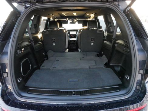 Used 2024 Jeep Grand Cherokee L Limited w/ Black Appearance Package image 19