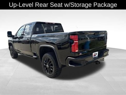 Used 2025 Chevrolet Silverado 3500 High Country w/ High Country Premium Package AWD/4WD image 6