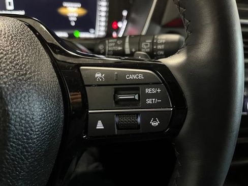Used 2023 Honda Pilot Elite image 24