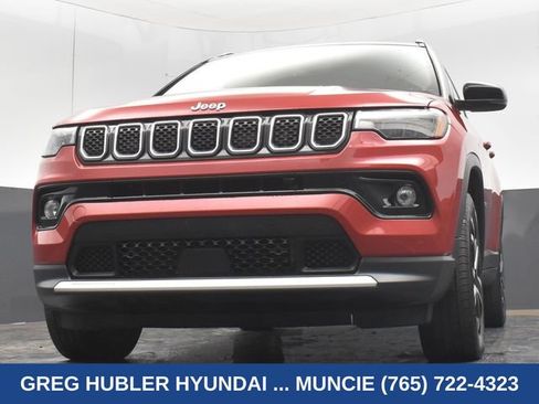 Used 2023 Jeep Compass Limited AWD/4WD image 28