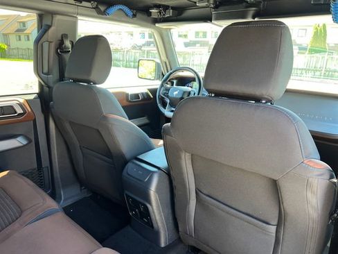 Used 2023 Ford Bronco Outer Banks AWD/4WD image 34